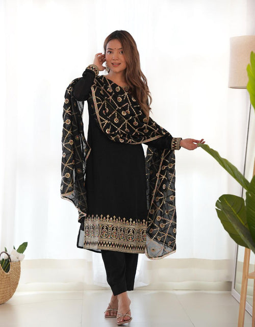 Load image into Gallery viewer, Ethnic Traditional Indian Black Women&#39;s Kurta Pant with Dupatta Suit
