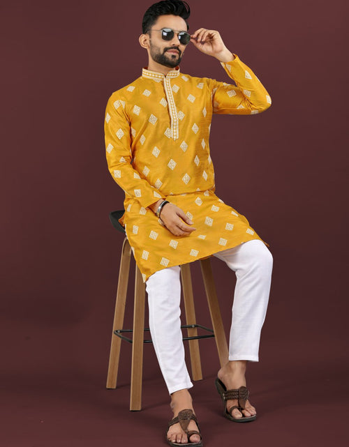 Load image into Gallery viewer, Men’s Sequence Embroidery Kurta Pajama mahezon
