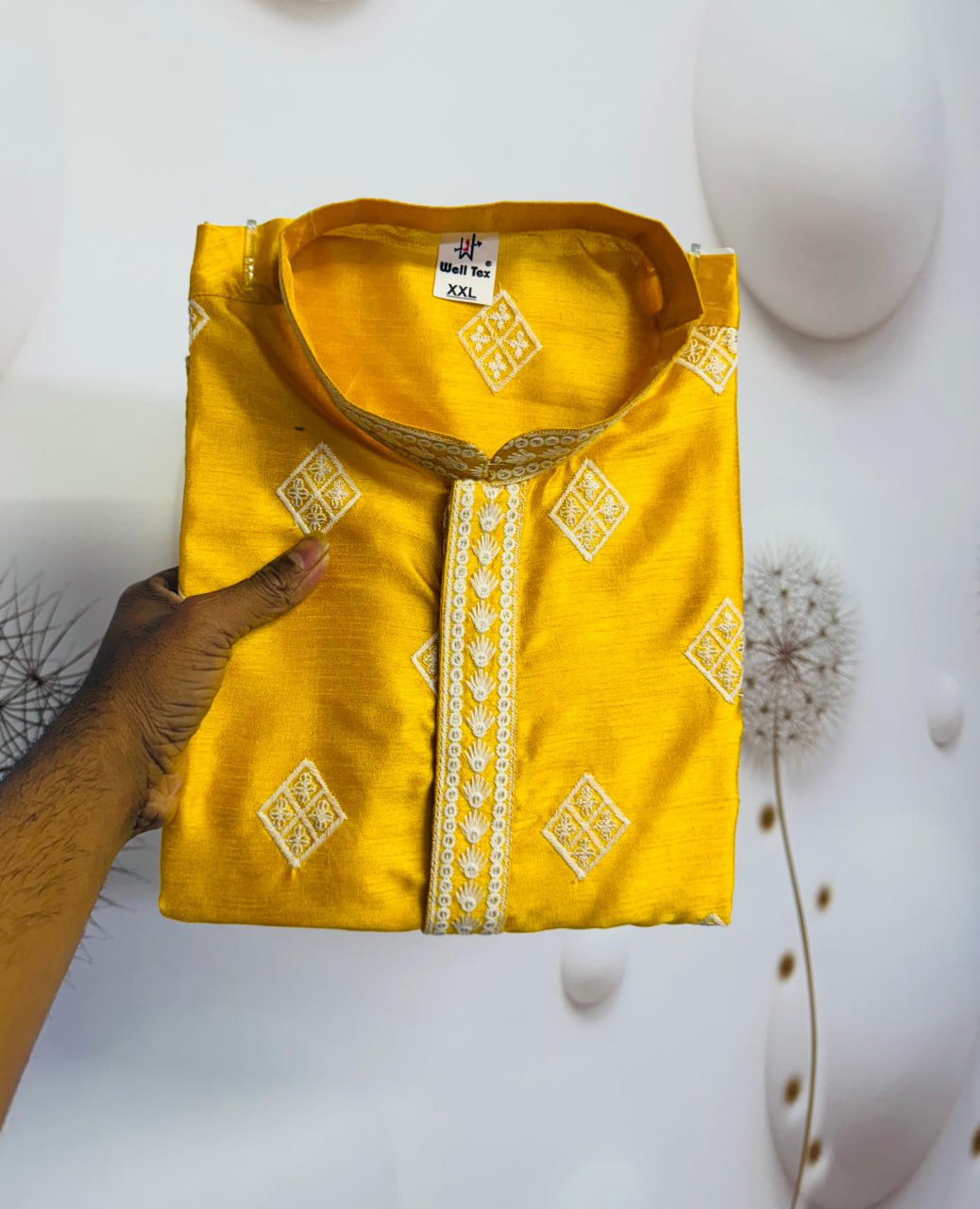 Men’s Sequence Embroidery Kurta Pajama mahezon