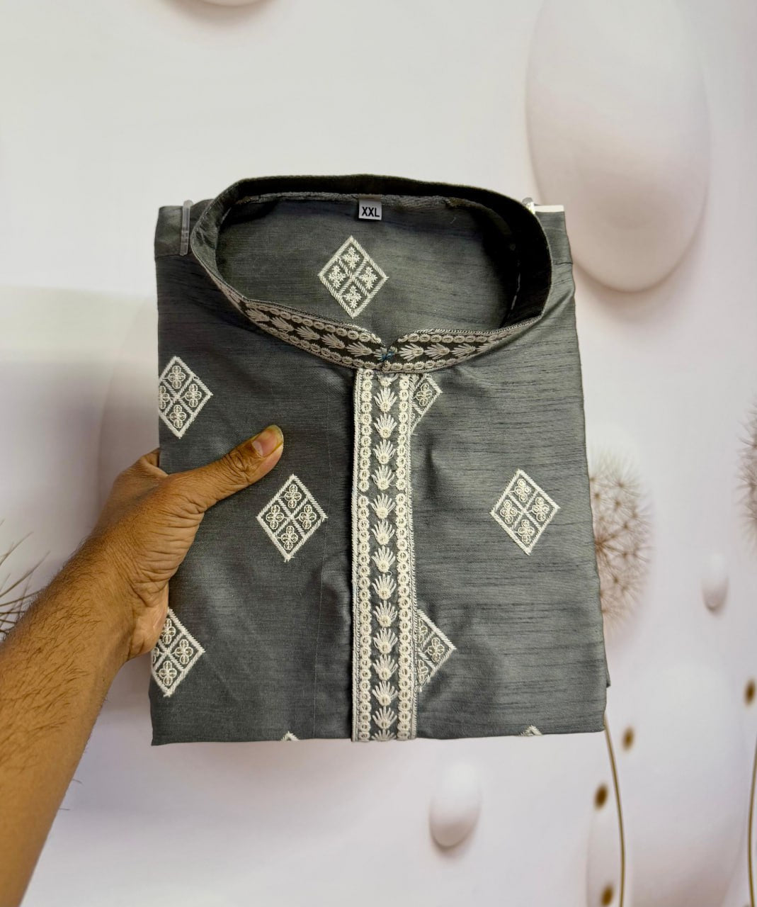 Men’s Sequence Embroidery Kurta Pajama mahezon