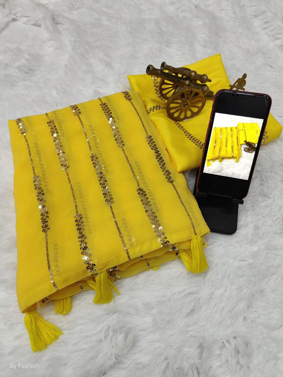 Festive Yellow Party wear Women’s Saree mahezon