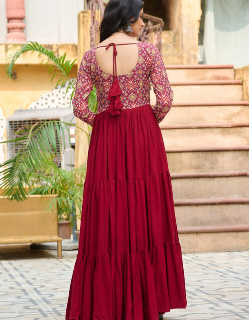 Load image into Gallery viewer, Navratri Black Traditional Indian Women Gown mahezon
