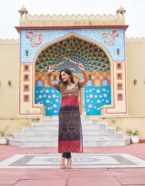 Load image into Gallery viewer, Navratri Garba Women Kurti mahezon

