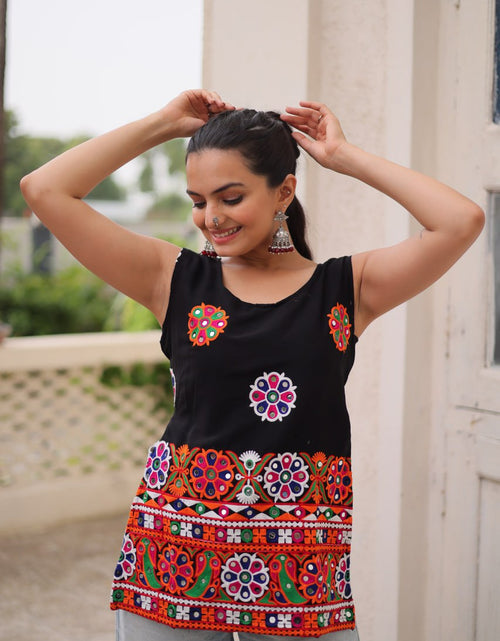Load image into Gallery viewer, Navratri Garba Embroidery Women Top mahezon
