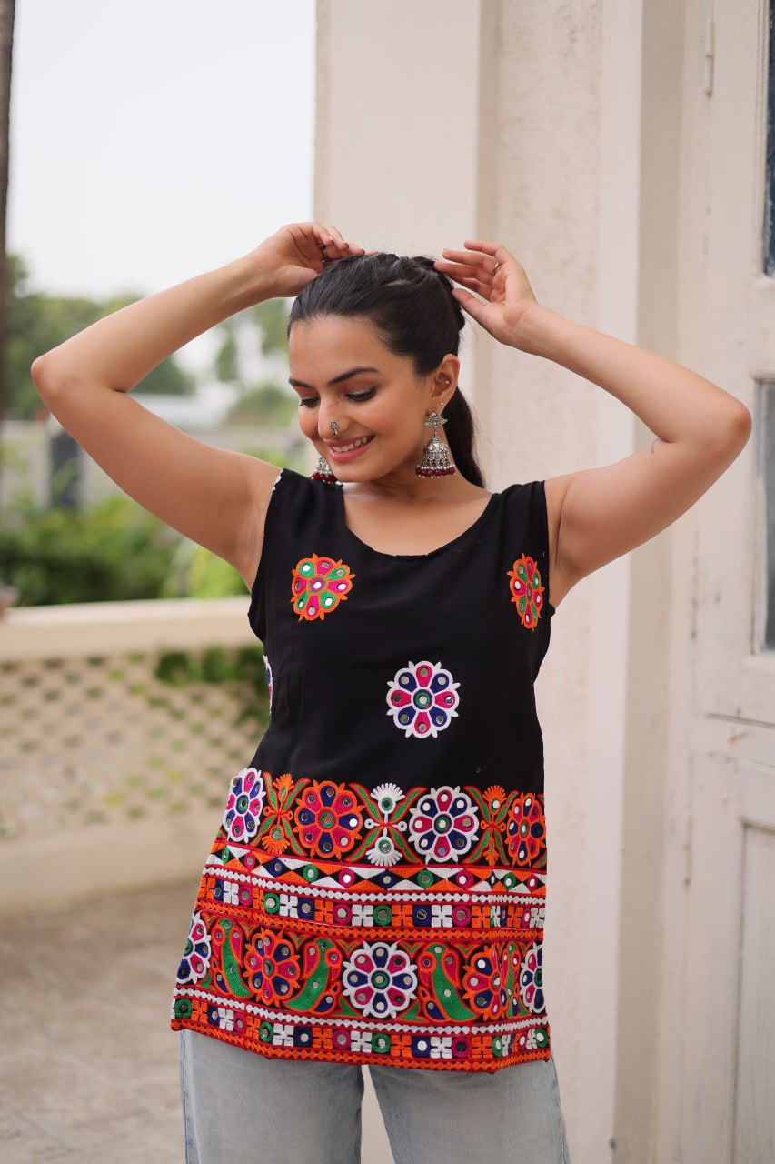 Navratri Garba Embroidery Women Top mahezon