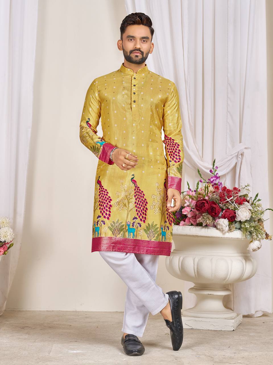 Traditional Couple Wear Same Matching Men Kurta Pajama Women Lehenga Choli Dupatta Outfits mahezon
