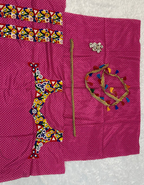 Load image into Gallery viewer, Traditional Navratri Garba Yellow Women Lehenga Choli mahezon
