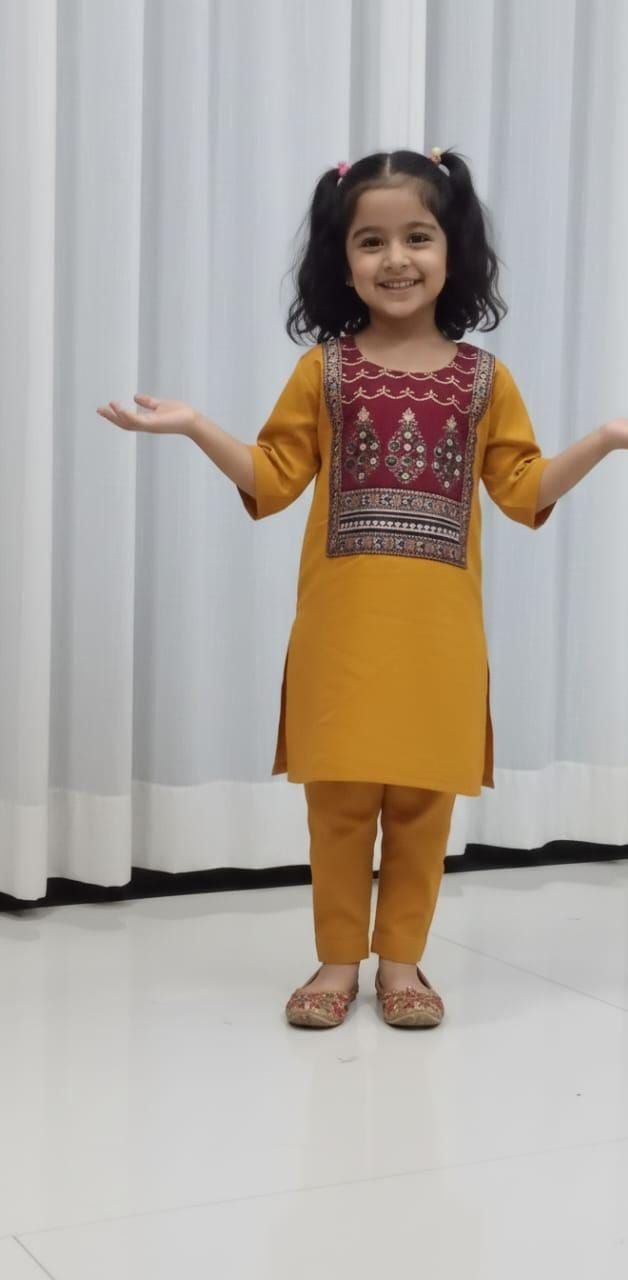 Festive Mother Daughter Twinning Kurta Pant mahezon
