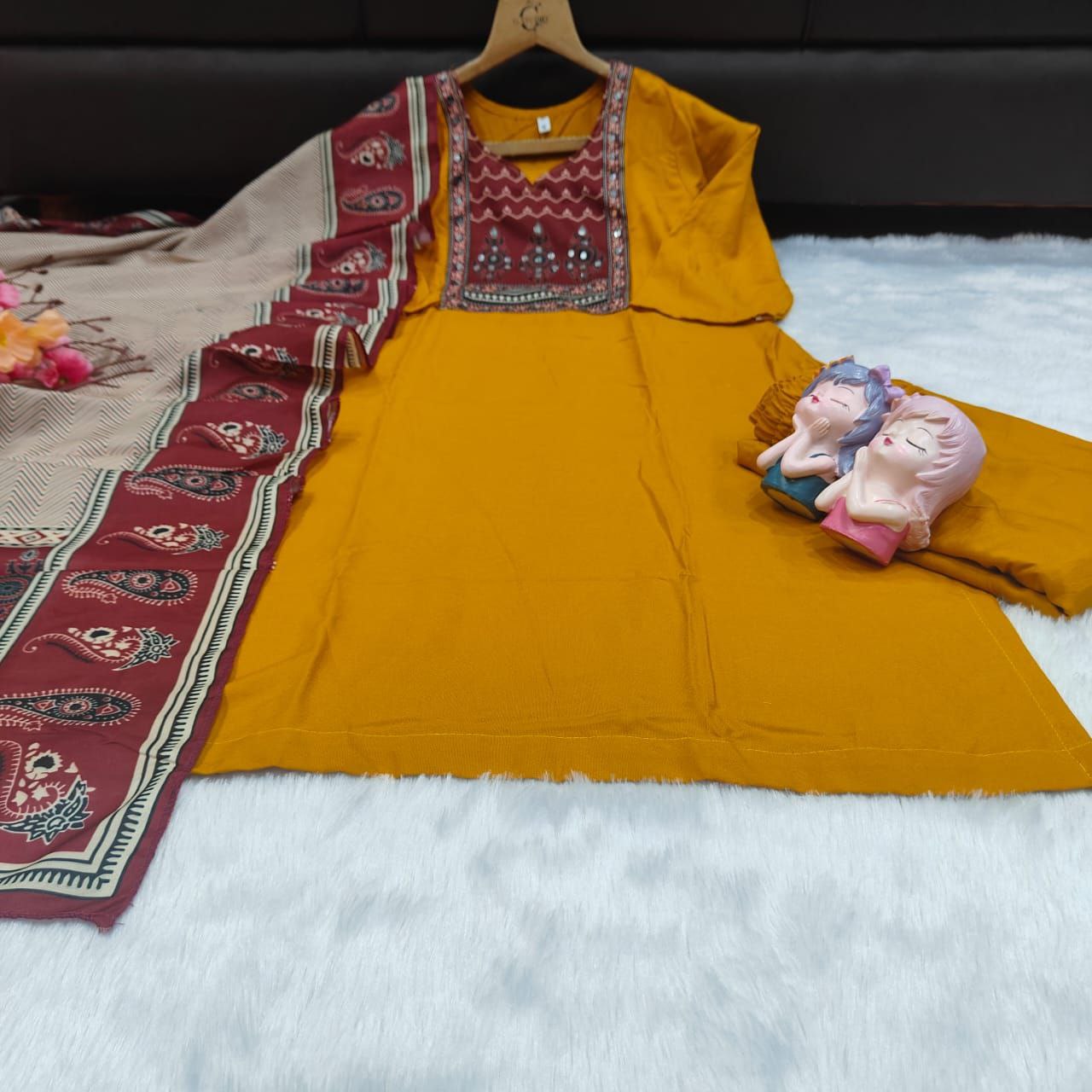 Festive Mother Daughter Twinning Kurta Pant mahezon