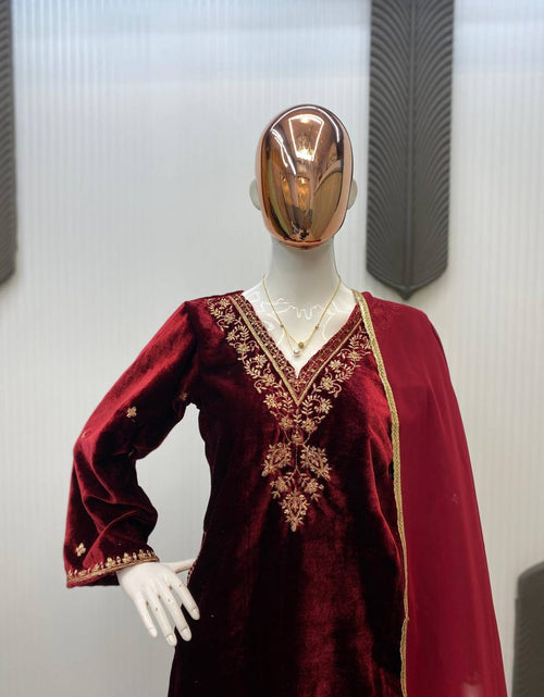 Load image into Gallery viewer, Designer Velvet Wedding Embroidery Women Top Pant Dupatta Suit Royal Export
