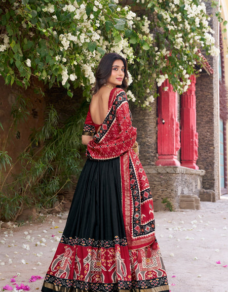 Indian Ethnic Black Women’s Wedding Reception Lehenga Choli mahezon