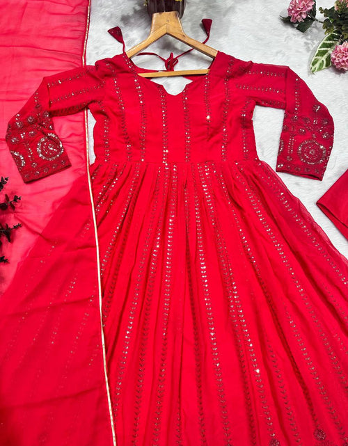 Load image into Gallery viewer, Festive Karwa Chauth Red Women’s Kurta Pant Dupatta Set mahezon
