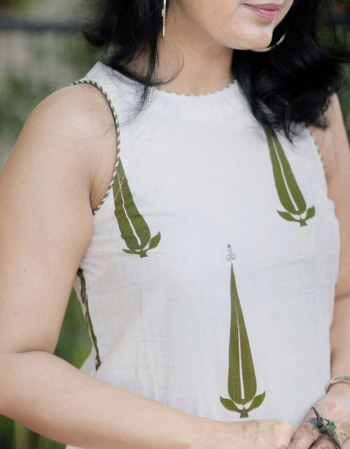 Load image into Gallery viewer, Premium Linen Cotton Designer Women Co-Ord Set mahezon
