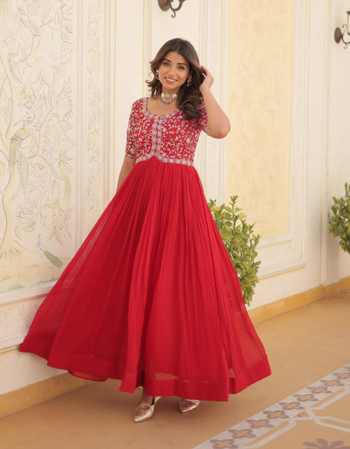 Design of gown for party best sale