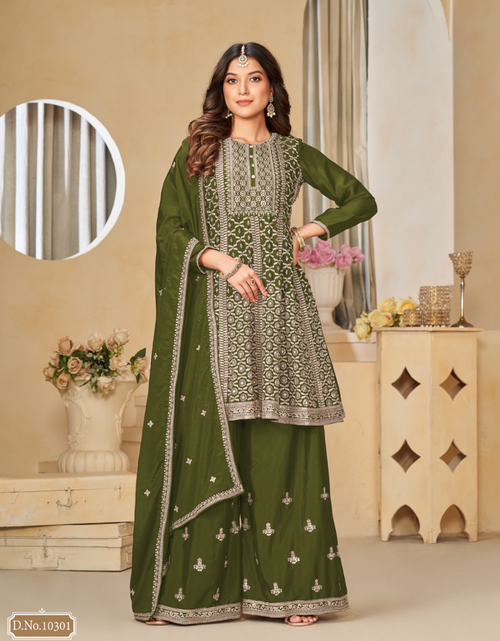 Load image into Gallery viewer, Luxury Party wear Green Women&#39;s Kurta Suit mahezon
