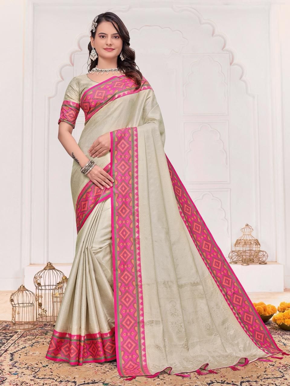 Ethnic Couple Wear Traditional Indian Men Kurta Pajama Koti and Women Saree mahezon