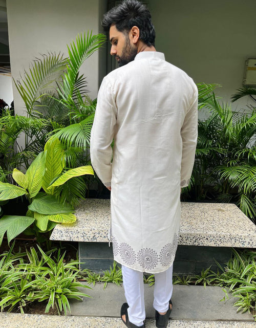 Load image into Gallery viewer, Men’s Ganesh Chaturthi Special Kurta Pajama Set mahezon
