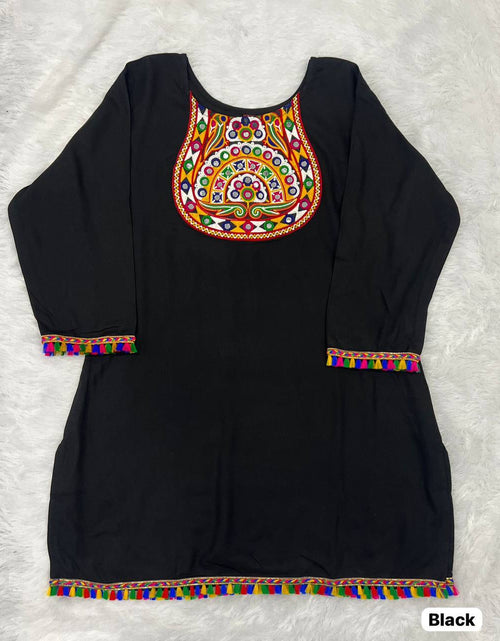 Load image into Gallery viewer, Navratri Festive Garba Women’s Short Top mahezon
