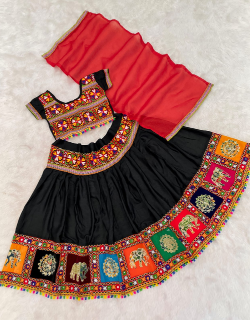 Load image into Gallery viewer, Navratri Garba Kids Girls Chaniya Choli Dupatta mahezon
