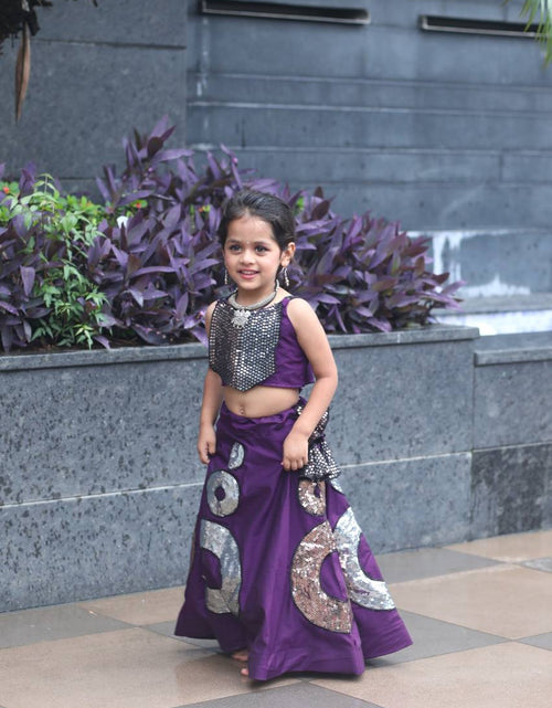 Load image into Gallery viewer, Navratri Garba Kids Girls Purple Lehenga Blouse mahezon
