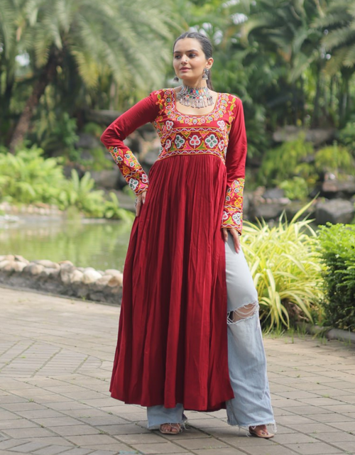 Load image into Gallery viewer, Navratri Garba Stylish Women Girls Kurti mahezon
