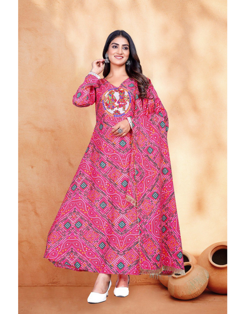 Load image into Gallery viewer, Navratri Garba Women Kurta Dupatta mahezon
