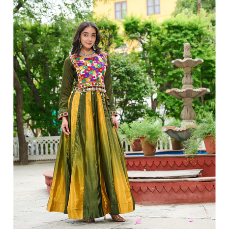 Navratri Garba Stylish Lehenga Choli mahezon