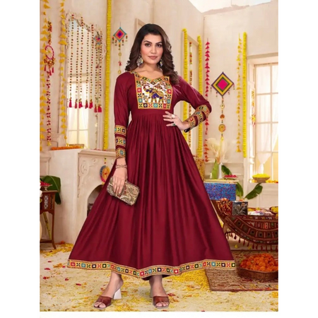 Navratri Garba Traditional Embroidery Indian Women Gown mahezon