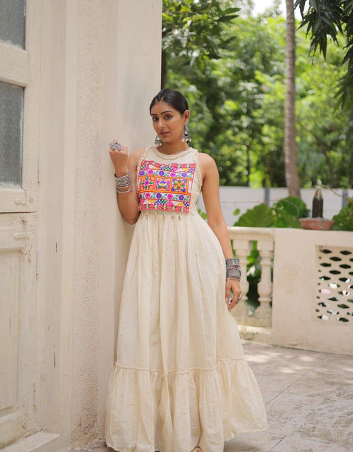 Load image into Gallery viewer, Navratri Garba Traditional Embroidery White Women Gown mahezon
