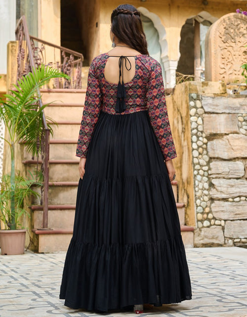 Load image into Gallery viewer, Navratri Black Traditional Indian Women Gown mahezon

