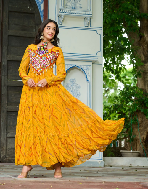 Load image into Gallery viewer, Navratri Traditional Indian Women Gown Dress mahezon
