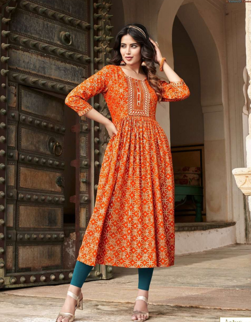 AAINAGIRL Women's Readymade Printed Silk Long Kurti with Jacket(Orange) :  Amazon.in: Fashion