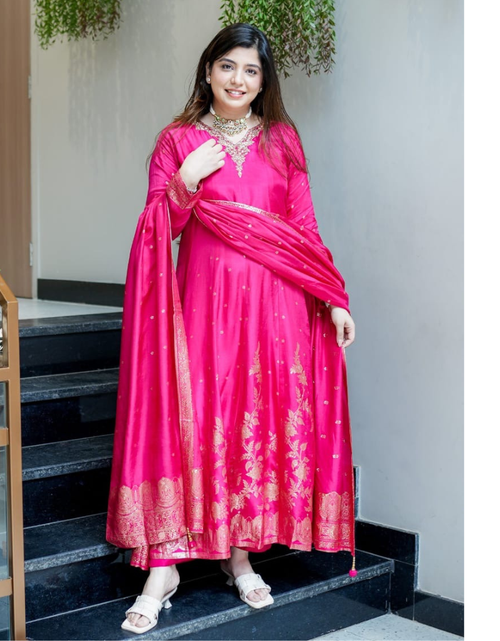 Load image into Gallery viewer, Festive Anarkali Women’s Kurti Pant Dupatta Suit mahezon
