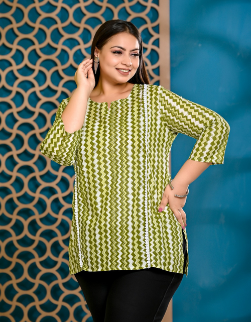 Load image into Gallery viewer, Plus Size Cotton Women&#39;s Top Green mahezon
