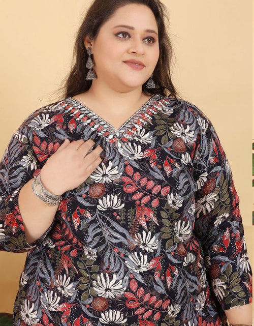 Load image into Gallery viewer, Plus Size Women&#39;s Kurta set mahezon

