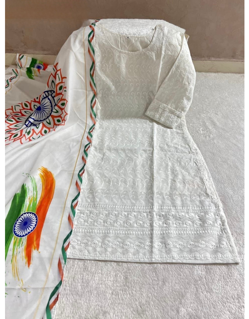 Load image into Gallery viewer, Republic Day Indian Women White Kurta with Tiranga Dupatta
