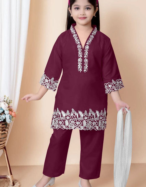 Load image into Gallery viewer, Designer Kids Girls Kurta Pant Dupatta Set mahezon
