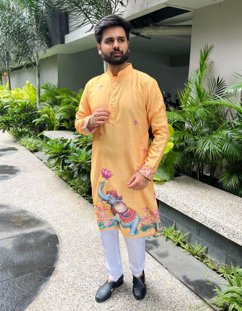 Load image into Gallery viewer, Stylish Men’s Ganesh Chaturthi Special Kurta Pajama mahezon
