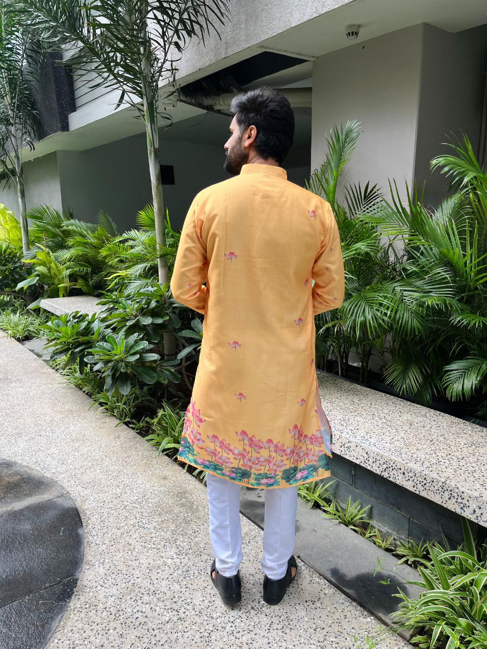 Stylish Men’s Ganesh Chaturthi Special Kurta Pajama mahezon