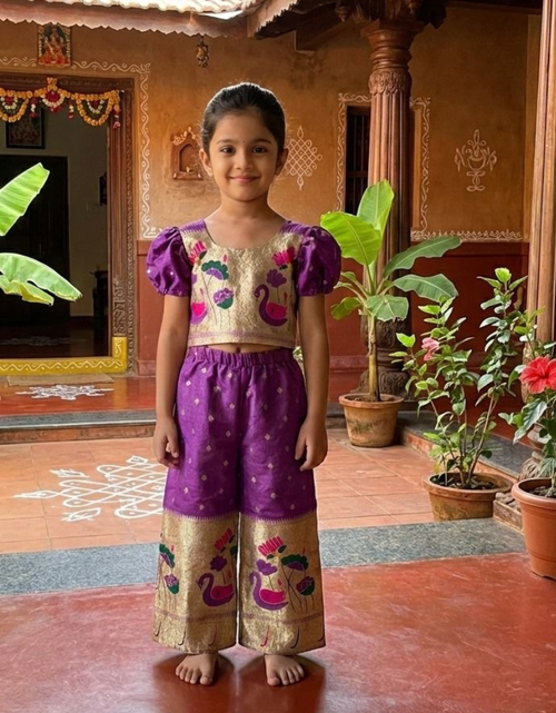 Load image into Gallery viewer, Stylish Paithani Style Kids Girl Co-Ord set mahezon
