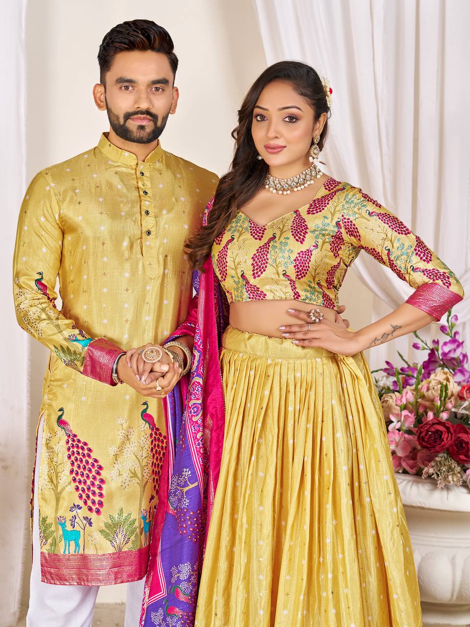Traditional Couple Wear Same Matching Men Kurta Pajama Women Lehenga Choli Dupatta Outfits mahezon