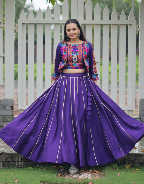 Load image into Gallery viewer, Traditional Navratri Gamthi Embroidery Women Lehenga Choli mahezon
