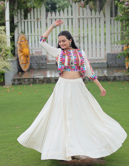 Traditional Navratri Gamthi Embroidery Women Lehenga Choli mahezon