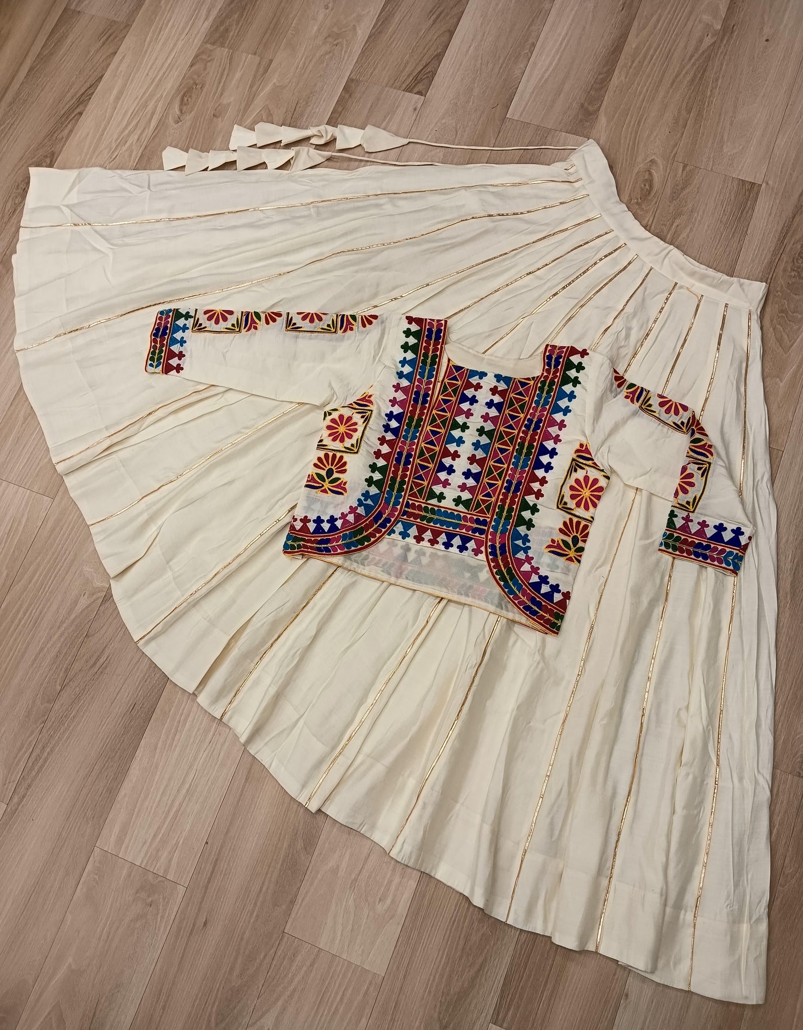 Traditional Navratri Gamthi Embroidery Women Lehenga Choli mahezon