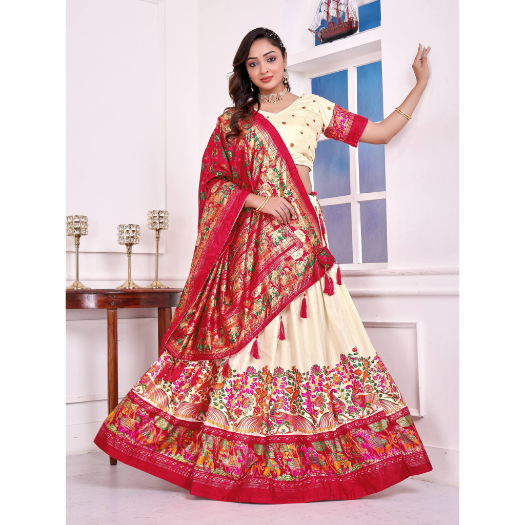 Traditional Navratri Garba Patola Print Women Lehenga Choli mahezon