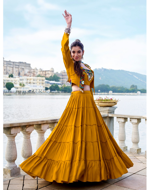 Load image into Gallery viewer, Traditional Navratri Garba Women Lehenga Blouse Koti mahezon
