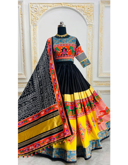 Traditional Navratri Garba Black Women Lehenga Choli Dupatta mahezon