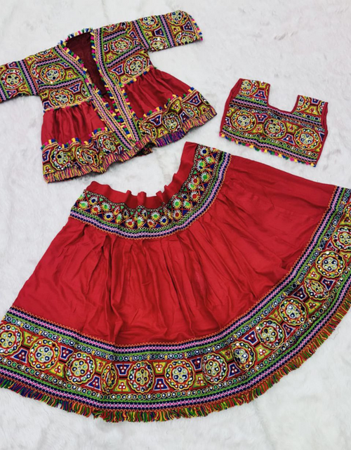 Load image into Gallery viewer, Untitled Aug22_14:17 mahezon
