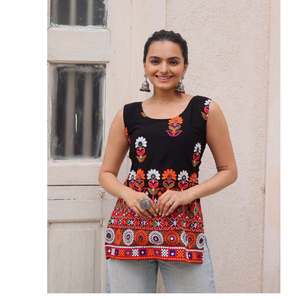 Navratri Garba Embroidery Women Top mahezon