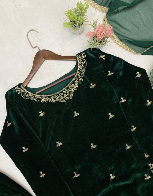 Load image into Gallery viewer, Wedding Wear Green Velvet Women Top Pant Dupatta Suit Royal Export

